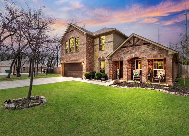 Property at 802 Sherry Ln S, Krugerville, TX 76227, 4 beds, 2.5 baths