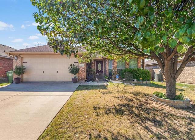 Property at 9225 Mairilyn Dr, White Settlement, TX 76108, 3 beds, 2 baths