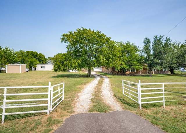 Property at 7012 Fm 2450, Sanger, TX 76266, 3 beds, 2 baths