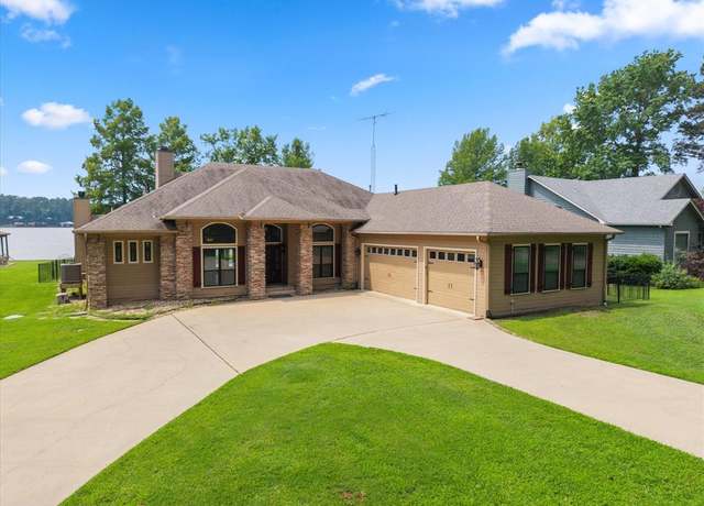 Property at 89 Eagle Cv, Mount Vernon, TX 75457, 4 beds, 2 baths