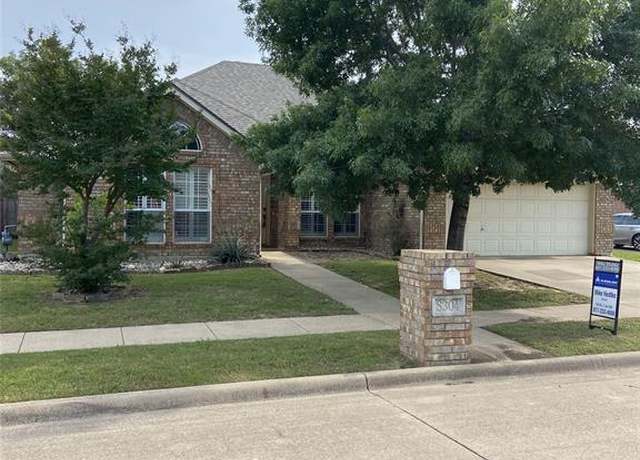 Property at 8304 Emerald Cir, North Richland Hills, TX 76180, 3 beds, 2.5 baths