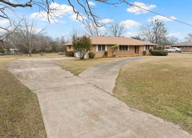 Property at 503 Front St, Naples, TX 75568, 2 beds, 2.5 baths