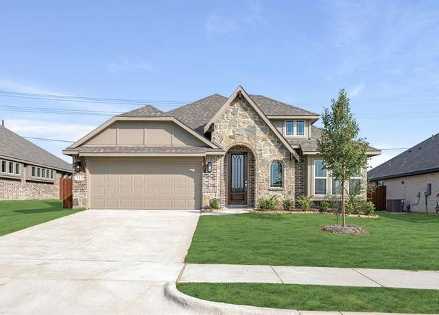 Property at 111 Whistling Duck Dr, Balch Springs, TX 75181, 4 beds, 3 baths