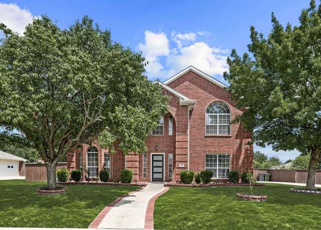 Property at 325 Fountain Dr, Murphy, TX 75094, 4 beds, 2.5 baths