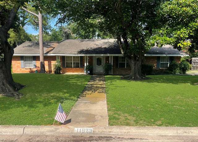 Property at 11923 Quincy Lane Ln, Dallas, TX 75230, 3 beds, 3 baths