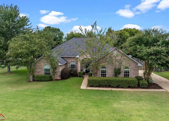 Property at 203 Tealwood Dr, Bossier City, LA 71111, 4 beds, 2 baths