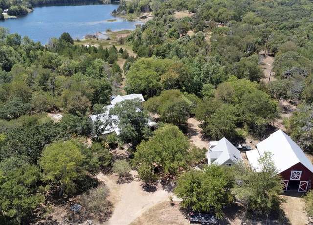 Property at 11220 Fm 429, Quinlan, TX 75474, 4 beds, 3.5 baths