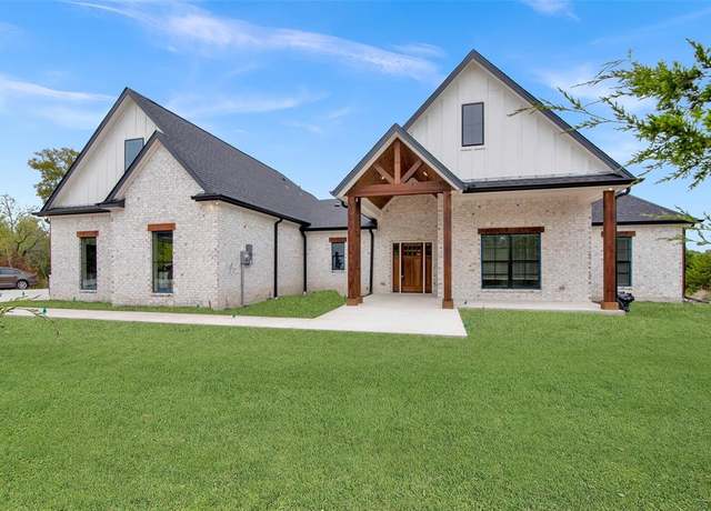 Property at 2124 Sundance Rd Rd, Whitesboro, TX 76273, 4 beds, 3.5 baths
