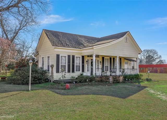 Property at 1102 Shreveport Rd, Minden, LA 71055, 3 beds, 1 bath