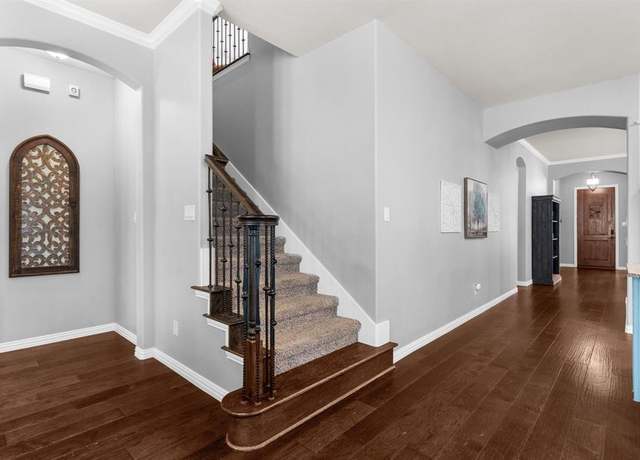 Property at 5604 Datewood Ln, Mckinney, TX 75071, 4 beds, 3.5 baths