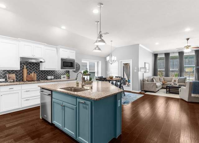 Property at 5604 Datewood Ln, Mckinney, TX 75071, 4 beds, 3.5 baths