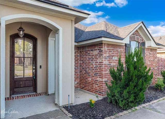 Property at 3512 Hanover Dr, Bossier City, LA 71111, 3 beds, 2 baths