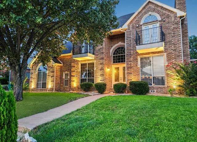 Property at 1120 Wishing Well Ct, Cedar Hill, TX 75104, 4 beds, 3 baths
