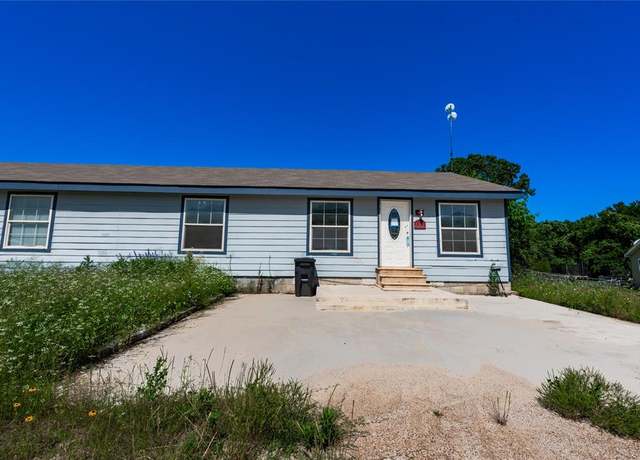 Property at 119 Windy Creek Ct, Springtown, TX 76082, 6 beds, 4 baths