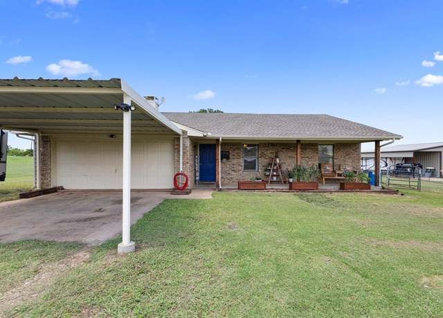 Property at 9395 Green Springs Cir, Sanger, TX 76266, 3 beds, 2 baths