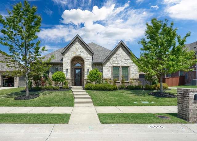Property at 996 Heather Falls Dr, Rockwall, TX 75087, 4 beds, 4 baths