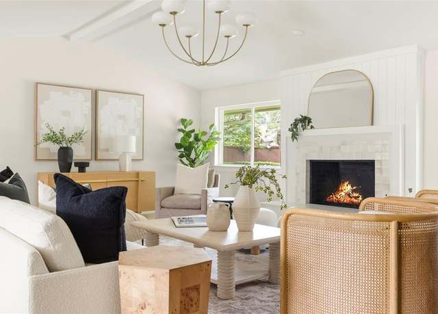 Property at 4508 Thunder Rd, Dallas, TX 75244, 4 beds, 3.5 baths