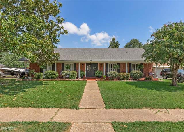 Property at 1658 Juniper Dr, Shreveport, LA 71118, 3 beds, 2 baths