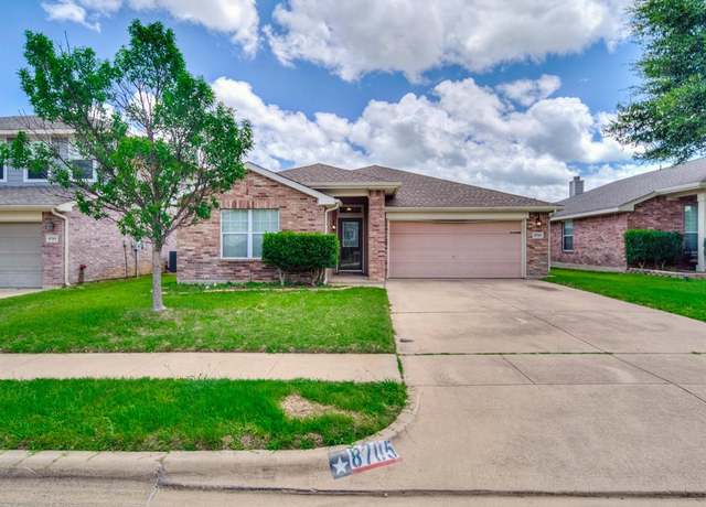 Property at 8705 Autumn Creek Trl, Fort Worth, TX 76134, 3 beds, 2 baths