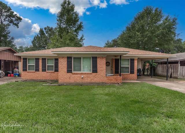 Property at 654 Pickwick Pl, Shreveport, LA 71108, 3 beds, 1 bath