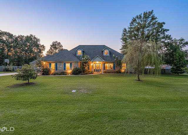 Property at 219 Sepulvado St, Stonewall, LA 71078, 4 beds, 3 baths