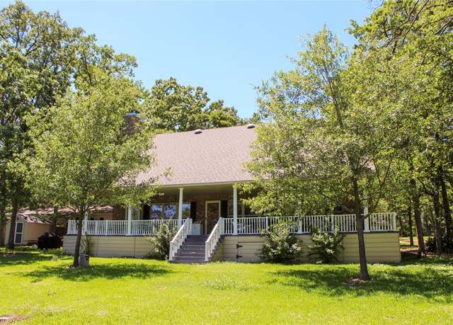 Property at 6928 Scott St, Eustace, TX 75124, 4 beds, 3 baths