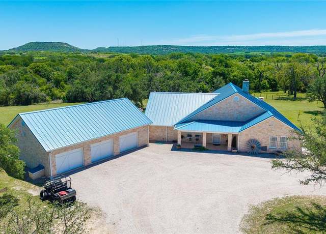 Property at 3612 Highway 1689, Comanche, TX 76442, 3 beds, 3 baths