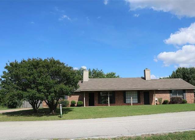 Property at 627 Cherry Ln, Southlake, TX 76092, 2 beds, 2 baths