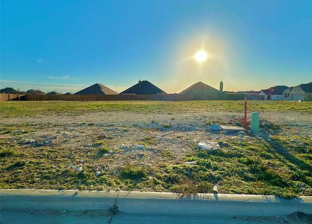 Property at 702 Broken Bow Ln, Cleburne, TX 76033