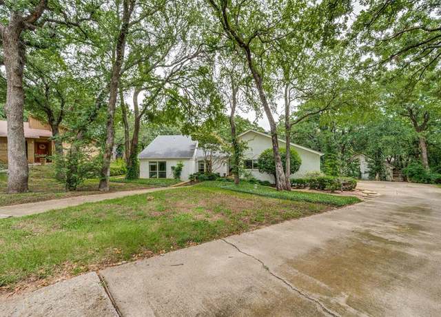 Property at 1501 Sandy Creek Dr, Denton, TX 76205, 4 beds, 2 baths