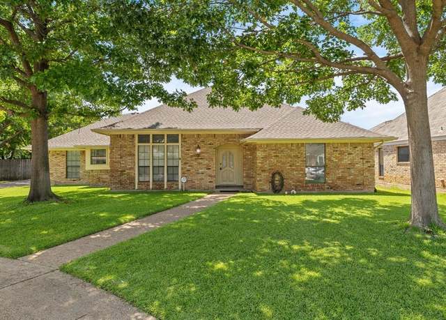 Property at 1405 Wagonwheel Ct, Irving, TX 75061, 4 beds, 3.5 baths