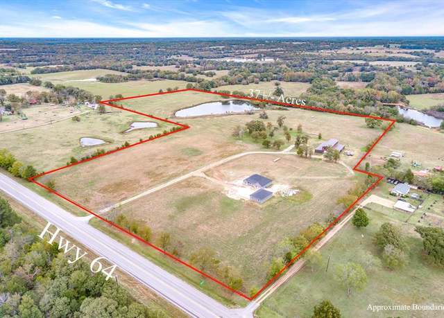 Property at 18702 State Highway 64, Canton, TX 75103, 3 beds, 2.5 baths