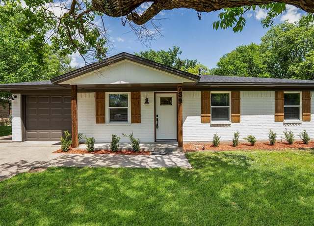 Property at 739 Lakeside Dr, Duncanville, TX 75116, 3 beds, 2 baths