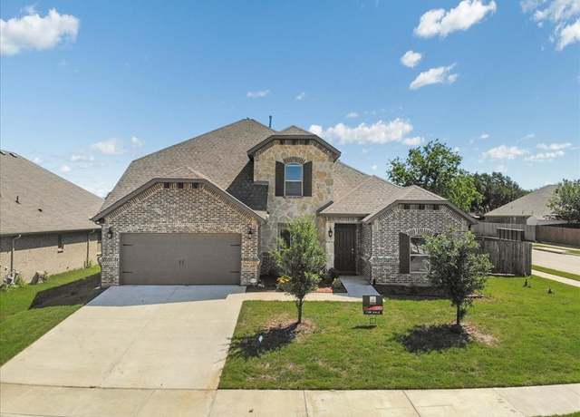 Property at 1313 Blanco Trl, Mansfield, TX 76063, 4 beds, 3 baths
