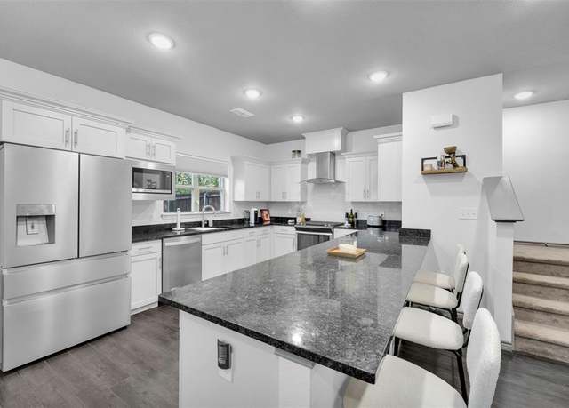 Property at 8705 Tudor Pl, Dallas, TX 75228, 3 beds, 2.5 baths