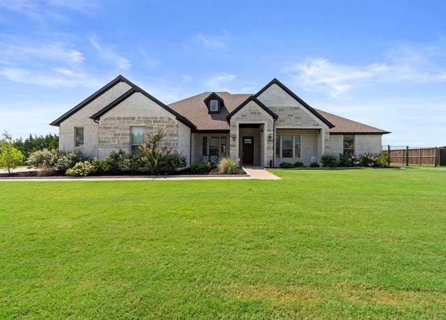 Property at 51 Ellis Oak Ct, Waxahachie, TX 75167, 4 beds, 2.5 baths