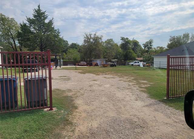 Property at 2116 Cool Mist Ln, Dallas, TX 75253