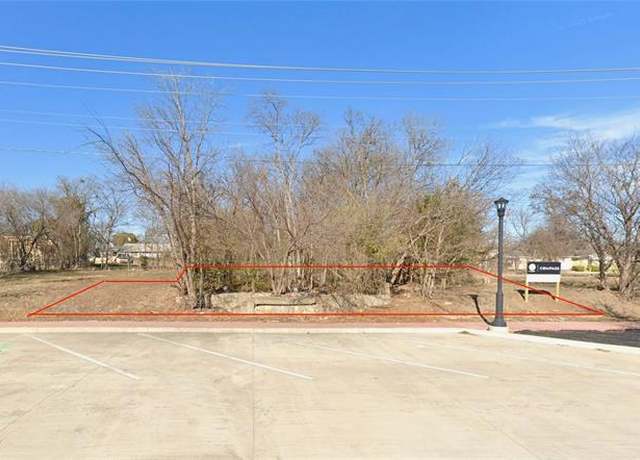 Property at 1055 E Rosedale St, Fort Worth, TX 76104