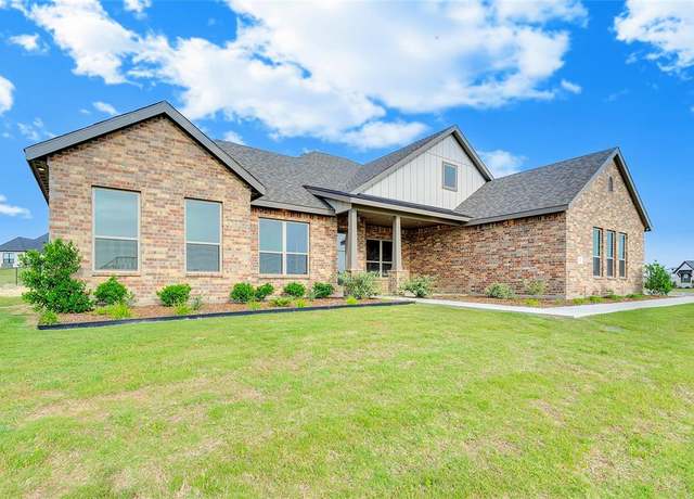 Property at 412 Collum, Azle, TX 76020, 5 beds, 3.5 baths