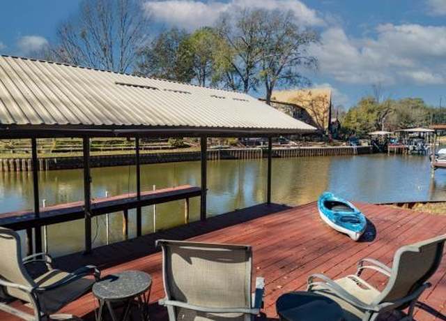 Property at 113 Goodknight Ranch Rd, Trinidad, TX 75163, 3 beds, 2 baths