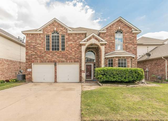 Property at 4920 Marineway Dr, Fort Worth, TX 76135, 5 beds, 3.5 baths