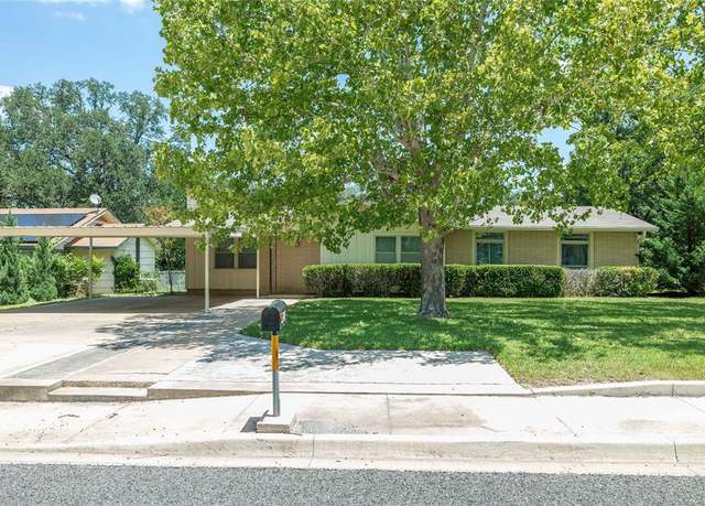 Property at 4010 Austin Ave, Brownwood, TX 76801, 3 beds, 2 baths
