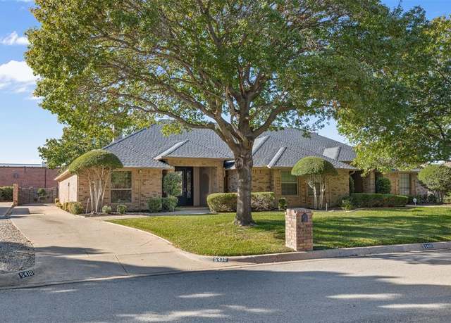 Property at 5410 Ledgestone Dr, Fort Worth, TX 76132, 3 beds, 3 baths