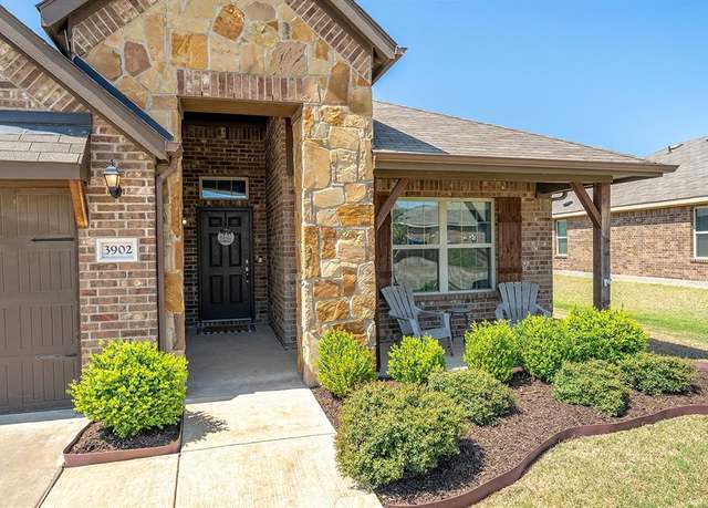 Property at 3902 Montecristo Ln, Sanger, TX 76266, 3 beds, 2 baths
