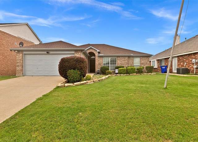 Property at 104 Painted Trl, Forney, TX 75126, 4 beds, 2 baths