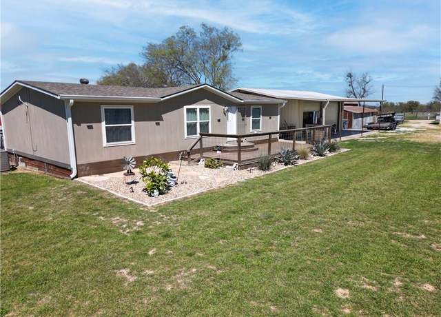 Property at 3333 Speegle Rd, Woodway, TX 76712, 3 beds, 2 baths