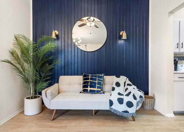 Property at 2627 Douglas Ave #206, Dallas, TX 75219, 1 bed, 1 bath