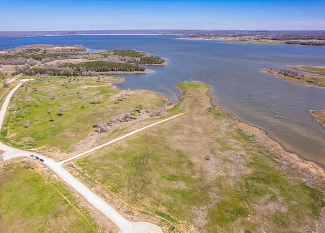 Property at 220 Lakeshore Ln, Windom, TX 75492
