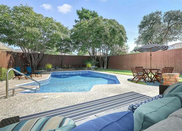 Property at 1923 Camden Way, Carrollton, TX 75007, 3 beds, 2 baths