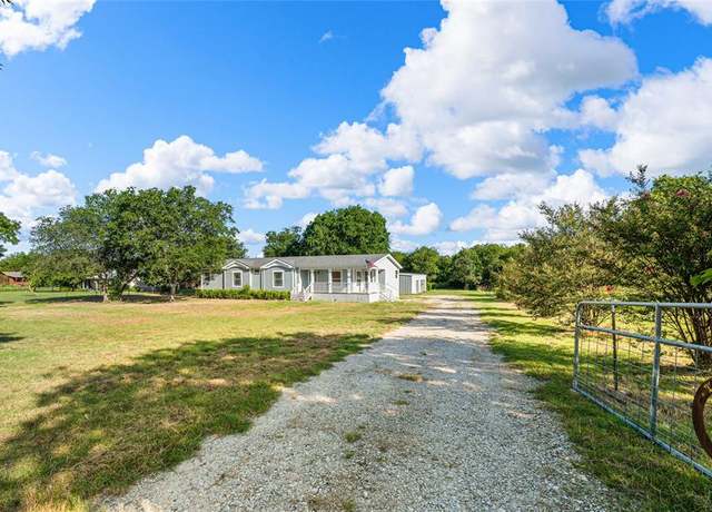 Property at 429 Eagle Ridge Rd, Mcgregor, TX 76657, 3 beds, 2 baths